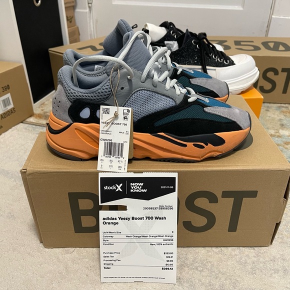 Like New Men’s Size 9 (Euro Sz 42.5) Yeezy Boost 700 Sneakers In Wash Orange - Picture 3 of 17